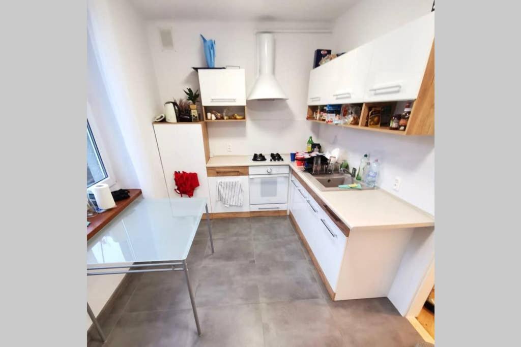 Sunshine Parkside Hideaway - 3 Bedroom - By Upstairs Краків Екстер'єр фото